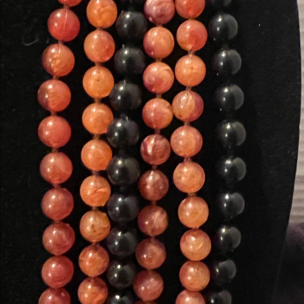 Vintage Orange Black Beaded Necklace 12” Drop - Picture 2 of 6